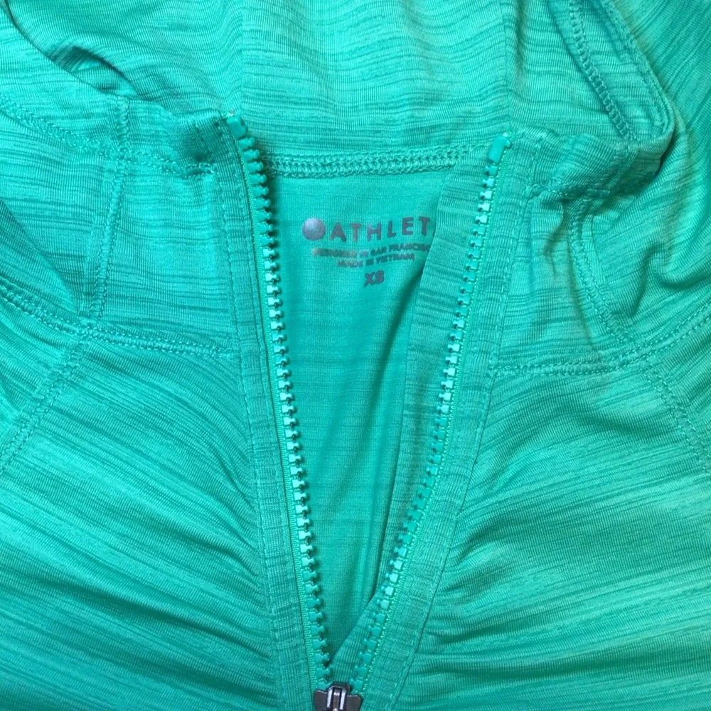 Athleta cross current zip front hooded jacket rouched front bright green size xs